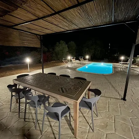 Stefano - Avec Piscine Privee A Trapani Rilievo