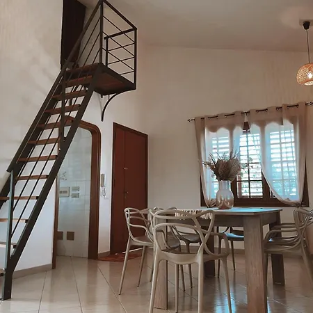 Stefano - Avec Piscine Privee A Trapani Rilievo